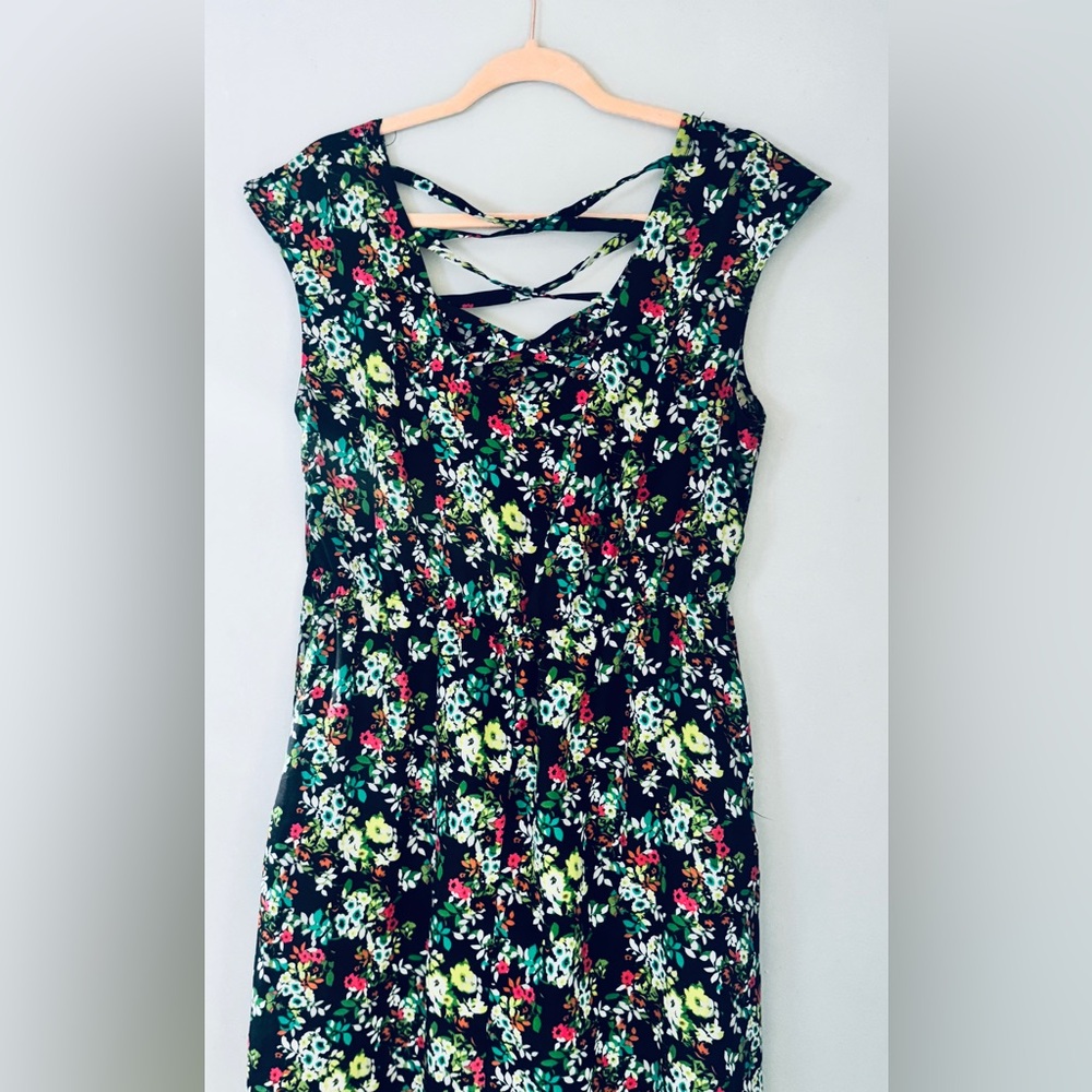 Floral Sleeveless Dress with Crisscross Back